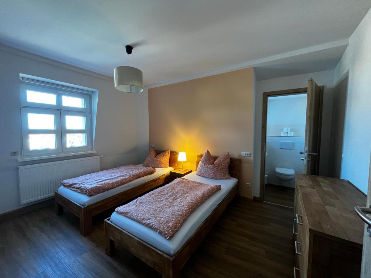 Apartment-Haus Landeskrone ドレスデン エクステリア 写真
